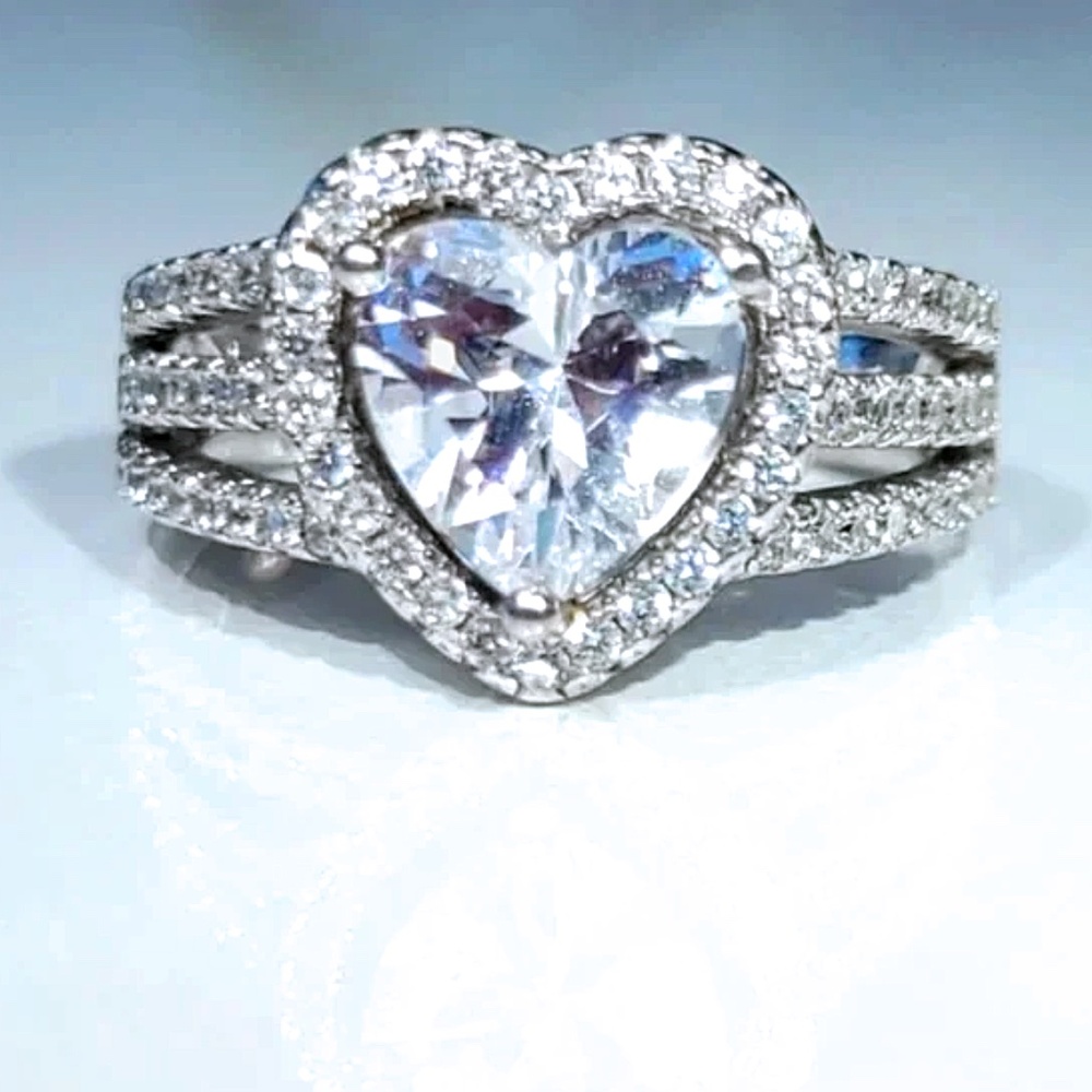 925 Cubic Zirconia Heart Sterling Silver Ring
